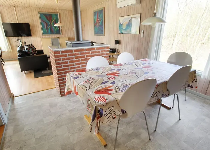 Svanhild - 1-2km From The Sea By Interhome Semesterbostad Fanø