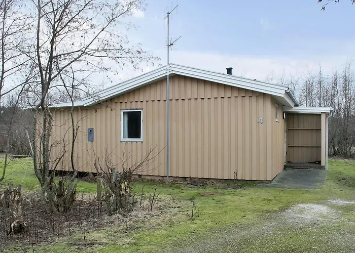 Holiday home Svanhild - 1-2km From The Sea By Interhome